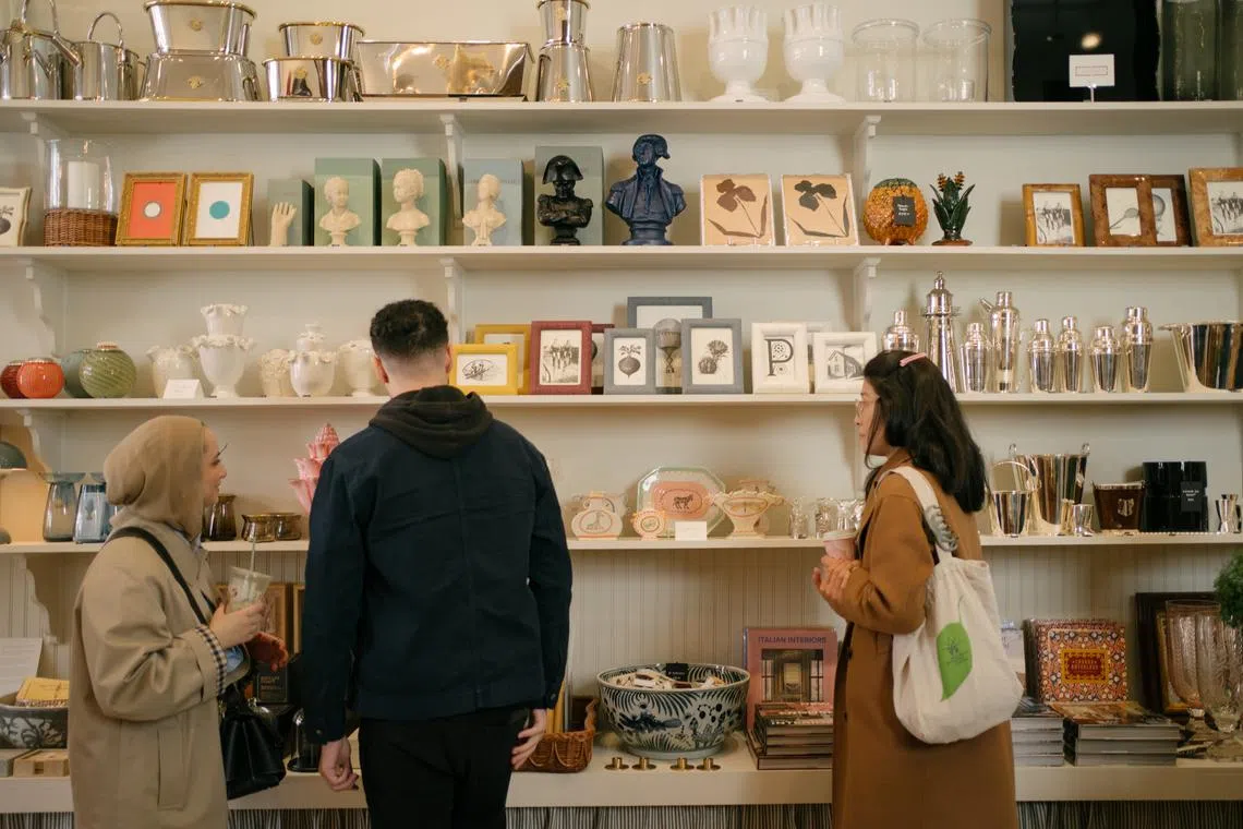 The Conference Board’s US consumer confidence index fell 7.9 points to 86 in April.