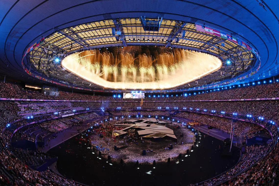 A general view as singer Yseult performs during the closing ceremony of the Paris Olympics.