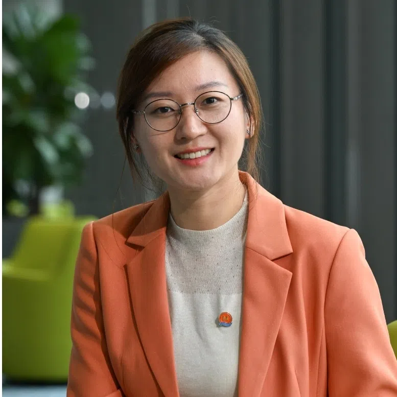 (Clockwise from left) Haiyan Huo, head of consumer business of Maribank; GXS Bank group head of retail Jenn Ong and CEO Pei-Si Lai; Adeline Kim, Visa’s group country manager; and, Dwaipayan Sadhu, chief executive of Trust Bank.