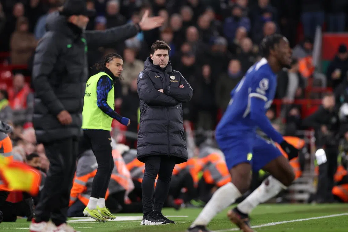 Chelsea manager Mauricio Pochettino has urged his young players to improve as a team if they want to compete at the top of the Premier League.