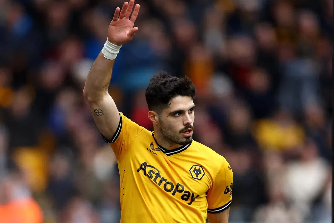 Soccer Football - Premier League - Wolverhampton Wanderers v Fulham - Molineux Stadium, Wolverhampton, Britain - March 9, 2024 Wolverhampton Wanderers' Pedro Neto walks off the pitch after sustaining an injury REUTERS/Carl Recine/File Photo