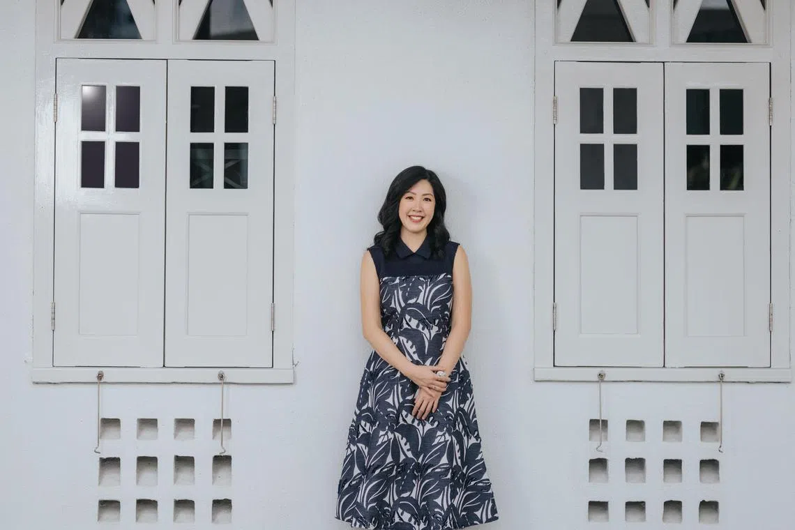 awdesign - Ms Dawn Lim is the DesignSingapore Council's (DSG) new executive director who assumed her role in 2022.
One of her goals is to help local designers embrace global trends such as sustainability and technology in their work, and to have Singapore be seen as a city that is on par with other design-heavyweights such as the US and Europe.

Photo: Penoramic Publishing