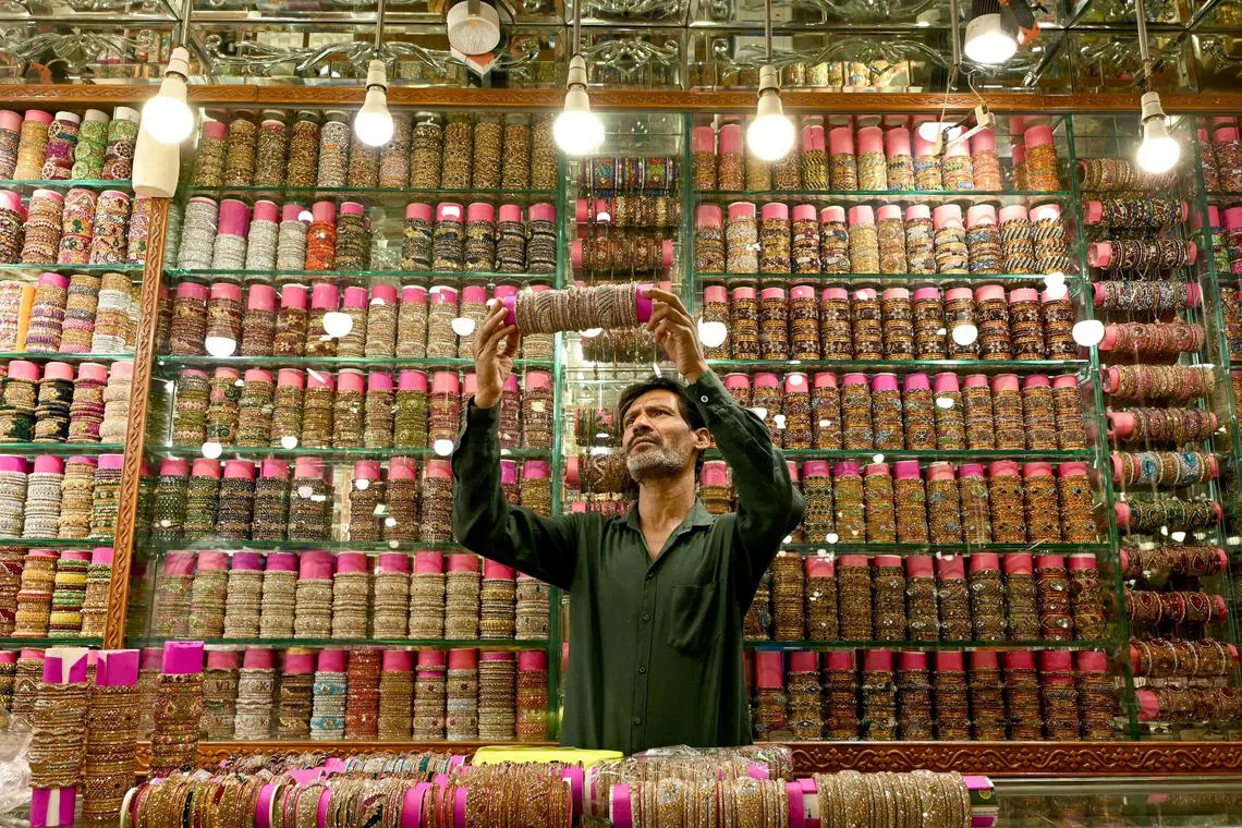 Optimism about India abounds with forecasts of high growth rates, rising FDI flows, rapid improvements in infrastructure, and a booming stock market. 