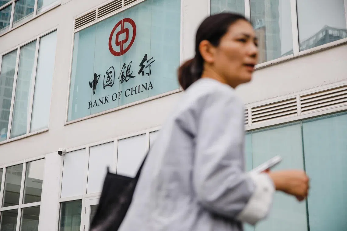 Liu Liange, former BOC chairman, was accused of illegally granting loans and causing significant financial risks.