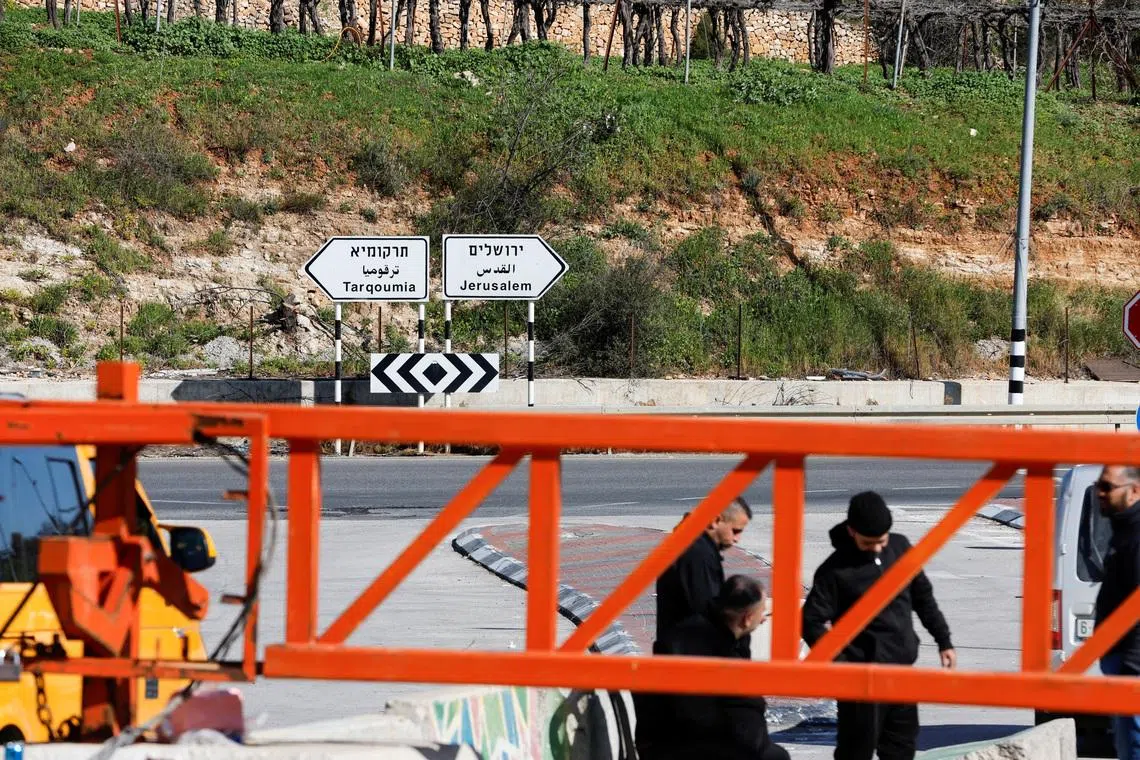 وطن نيوز – تصاعد عنف المستوطنين الإسرائيليين في الضفة الغربية في ظل قيود الحرب على إيران