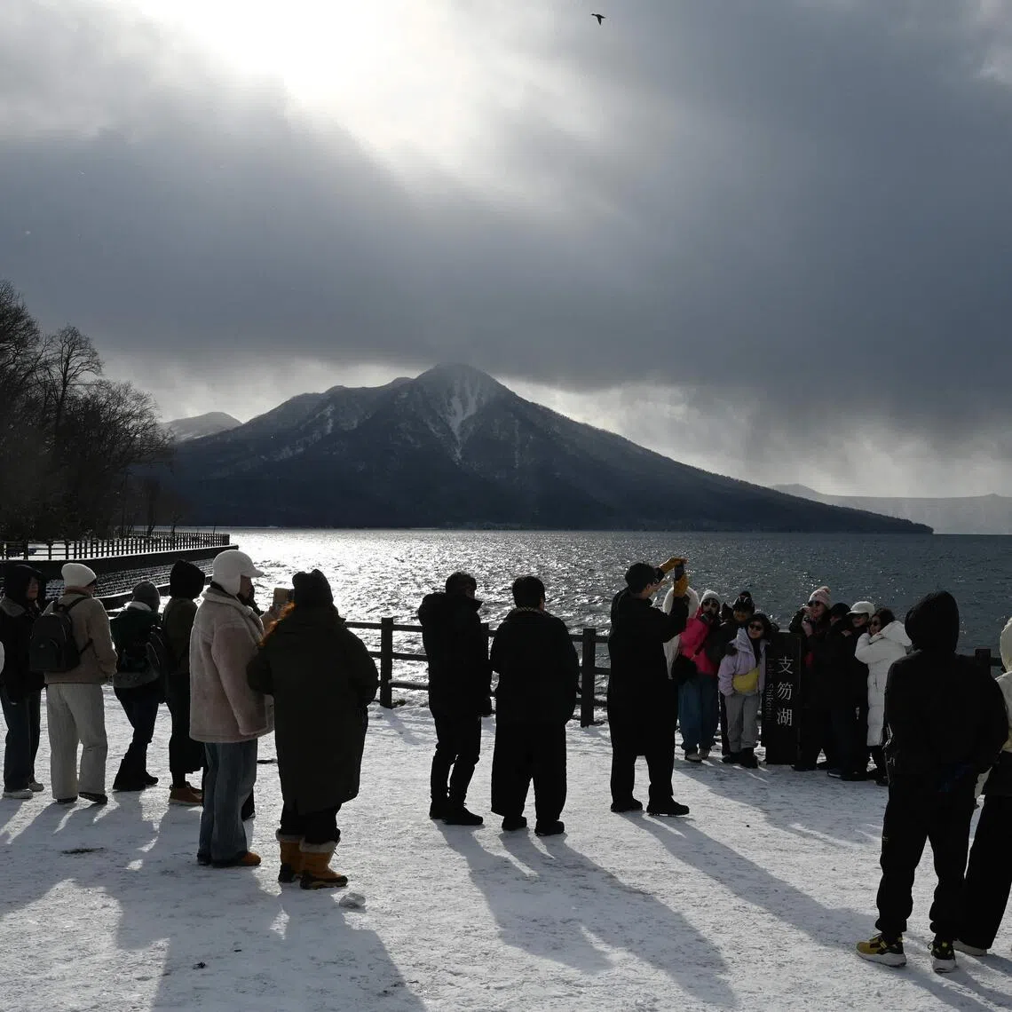 The Japan Tourism Agency plans to increase the number of regions taking steps against overtourism from 47 to 100. 