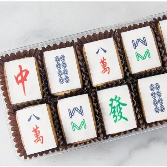 Eight sets of goodies from artisans giving their creativity free rein to kick off the Year of the Horse.