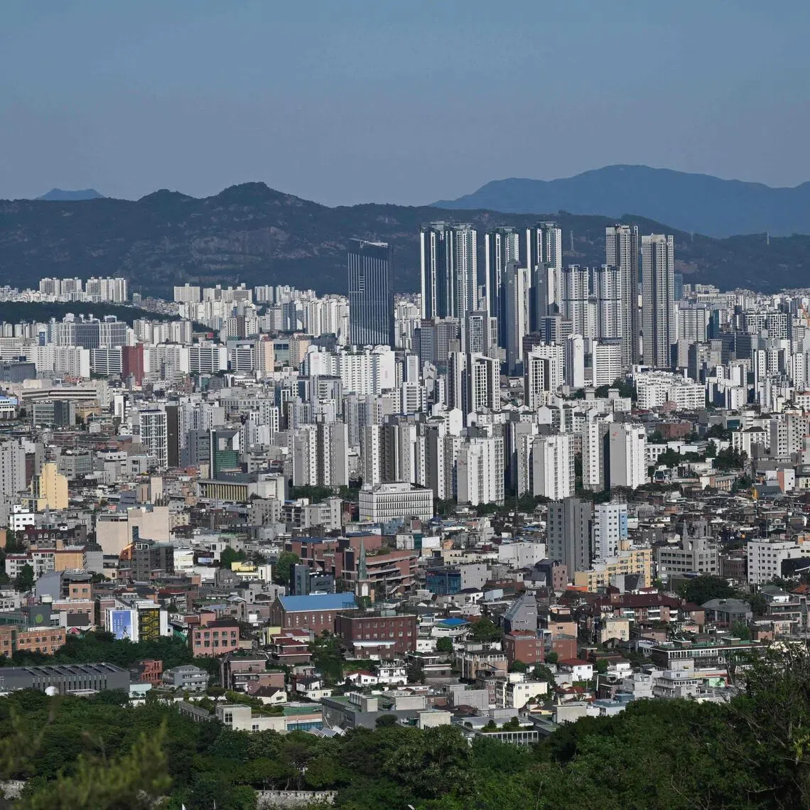 The Seoul Jongam Police Station said on June 30 that it had referred 20 people to the Seoul Northern District Prosecutors’ Office without detention on charges of violating the Narcotics Control Act and the Medical Service Act.