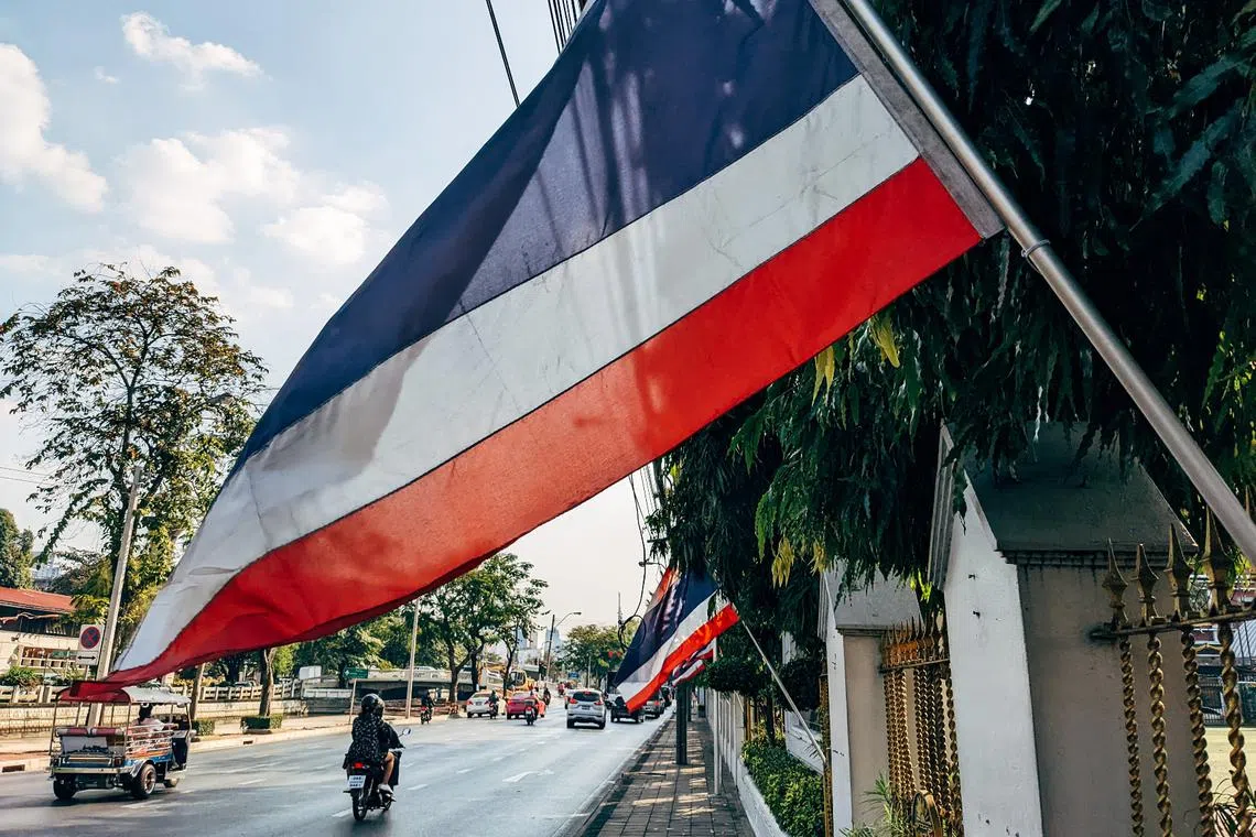 In the coming election, a dual-ballot system will be used. 