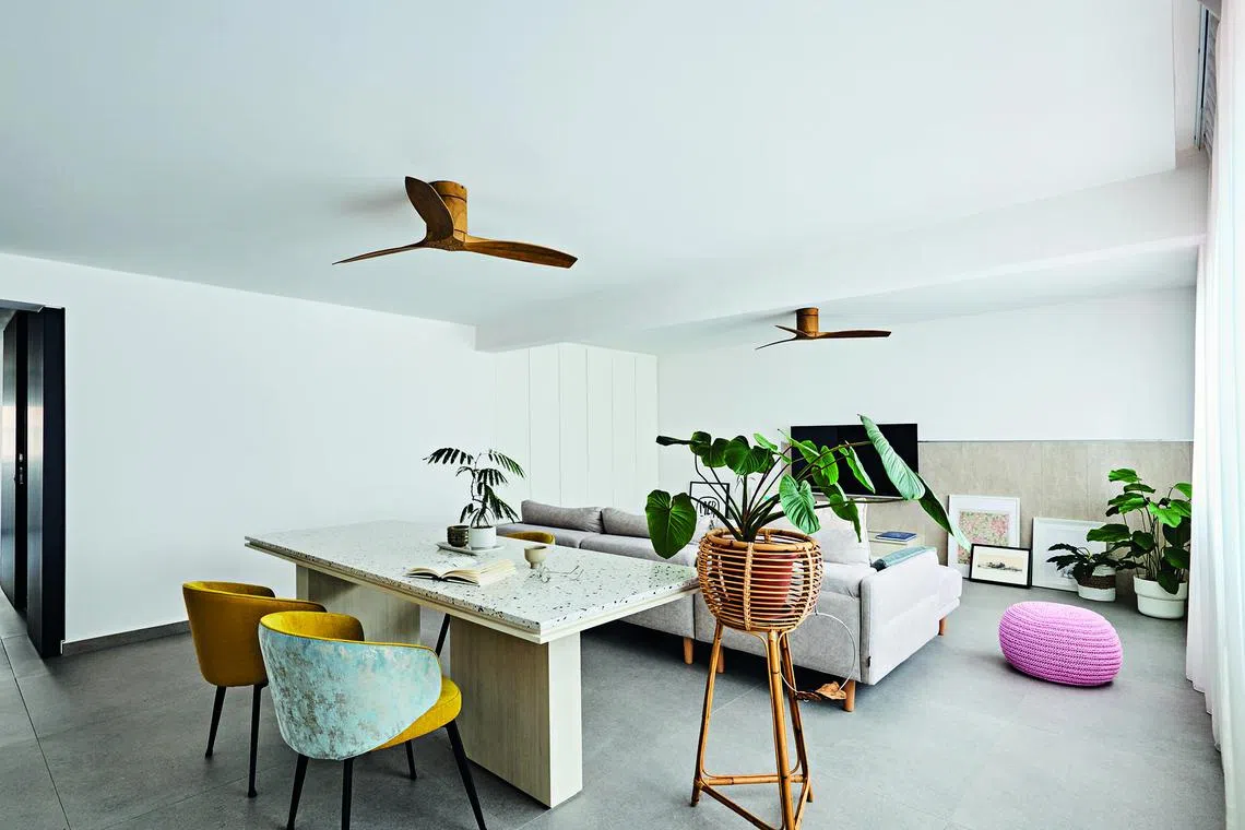 The owner chose a neutral matt palette so she would not have to make too many design choices.