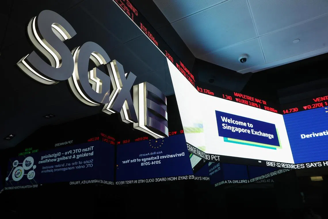 The biggest gainer on the benchmark index was Yangzijiang Shipbuilding, which rose 1.9 per cent.