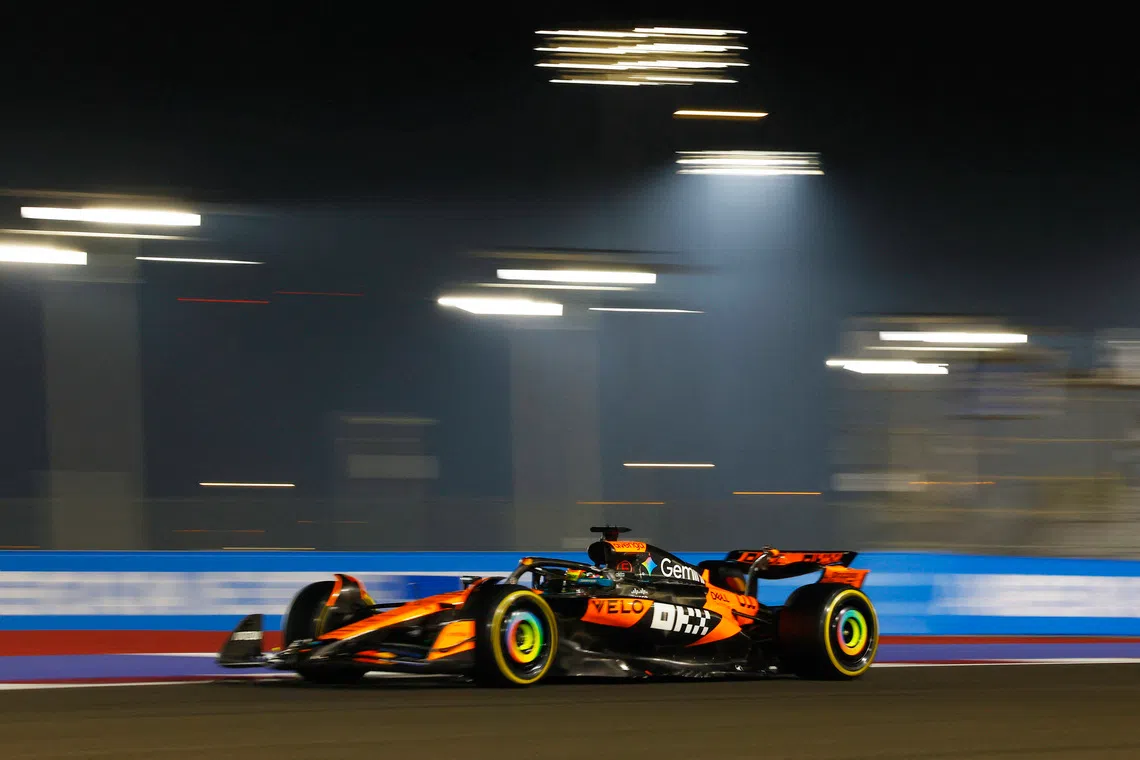 Formula One F1 - Qatar Grand Prix - Lusail International Circuit, Lusail, Qatar - November 30, 2025 McLaren's Oscar Piastri in action during the race REUTERS/Rula Rouhana