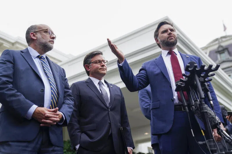 epa12415623 US Vice President JD Vance (R), with Director of Office of Management and Budget (OMB) Russell Vought (L) and Speaker of the House Mike Johnson (C), delivers remarks to the news media following a meeting of Congressional leadership with President Trump at the White House in Washington, DC, USA, 29 September 2025. The bicameral bipartisan leaders met with President Trump to negotiate the terms of an agreement to avert a government shutdown. EPA/WILL OLIVER / POOL POOL
