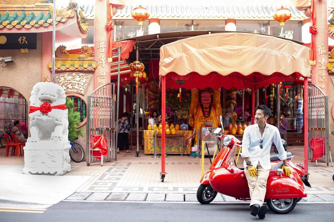 Singapoe Sidecars co-founder Simon Wong likes to read with a cuppa on Sunday afternoons. 