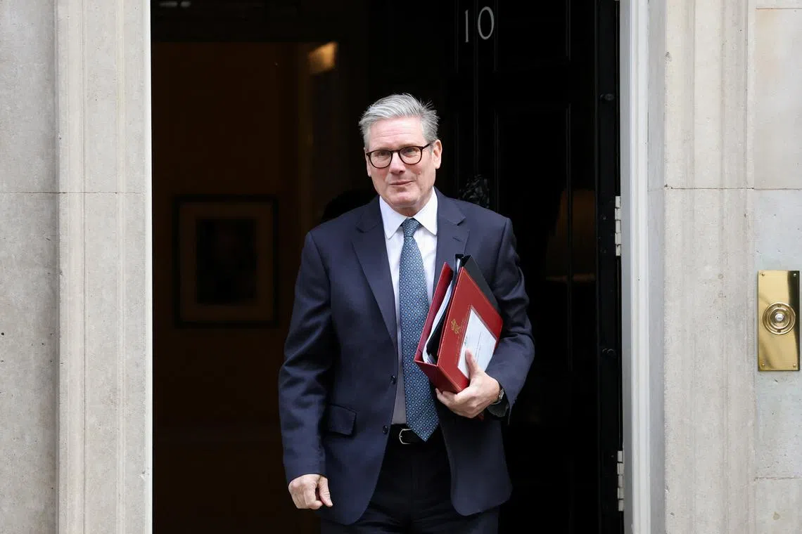 British Prime Minister Keir Starmer leaves 10 Downing Street in London, Britain, October 16, 2024. REUTERS/Mina Kim