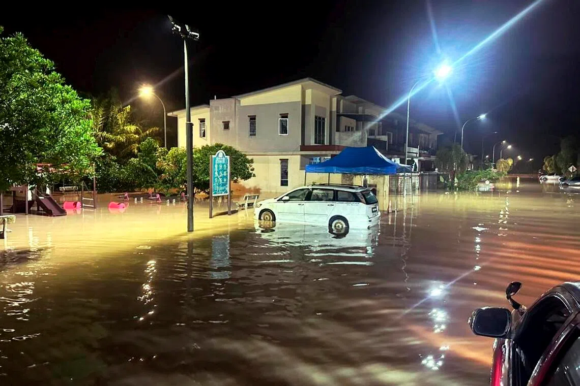 At least 32 homes in Banting, Selangor, were flooded after a bund collapsed during heavy rainfall in the wee hours of June 25.