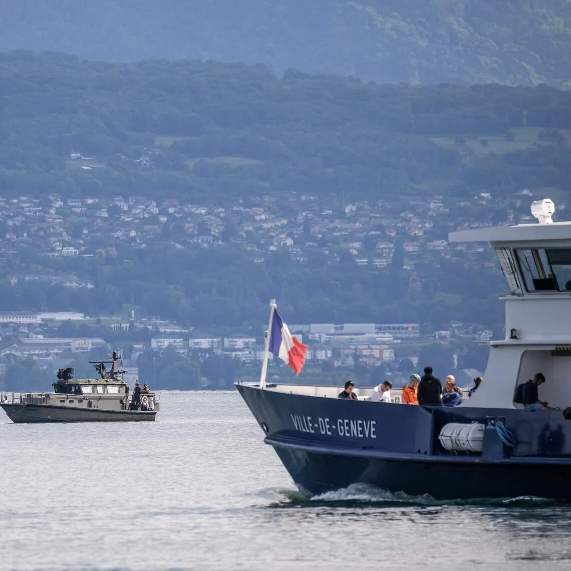 Switzerland has approved the deployment of 2,000 to 5,000 military personnel to “support” the cantonal police.