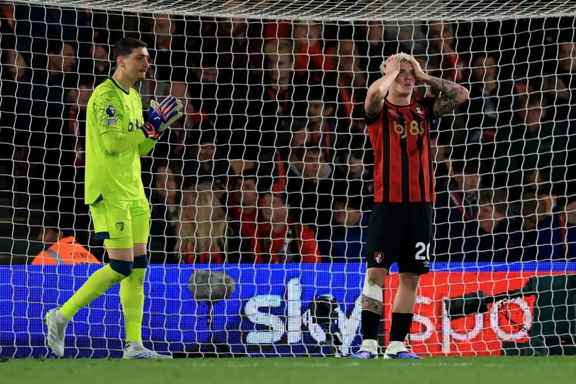 Soccer Football - Premier League - AFC Bournemouth v Leeds United - Vitality Stadium, Bournemouth, Britain - April 22, 2026 AFC Bournemouth's Alex Jimenez and Djordje Petrovic look dejected after Leeds United's Sean Longstaff scores their second goal Action Images via Reuters/Paul Childs EDITORIAL USE ONLY. NO USE WITH UNAUTHORIZED AUDIO, VIDEO, DATA, FIXTURE LISTS, CLUB/LEAGUE LOGOS OR 'LIVE' SERVICES. ONLINE IN-MATCH USE LIMITED TO 120 IMAGES, NO VIDEO EMULATION. NO USE IN BETTING, GAMES OR SINGLE CLUB/LEAGUE/PLAYER PUBLICATIONS. PLEASE CONTACT YOUR ACCOUNT REPRESENTATIVE FOR FURTHER DETAILS..