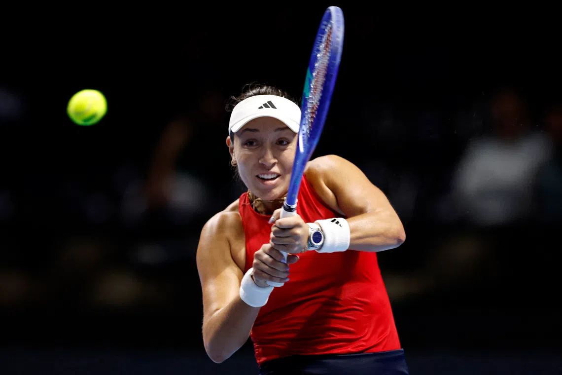 Tennis - Billie Jean King Cup Finals - Semi Finals - United States v Britain - Shenzhen Bay Sports Centre Arena, Shenzhen, China - September 20, 2025 Jessica Pegula of the U.S. in action during her singles match against Britain's Katie Boulter REUTERS/Tingshu Wang