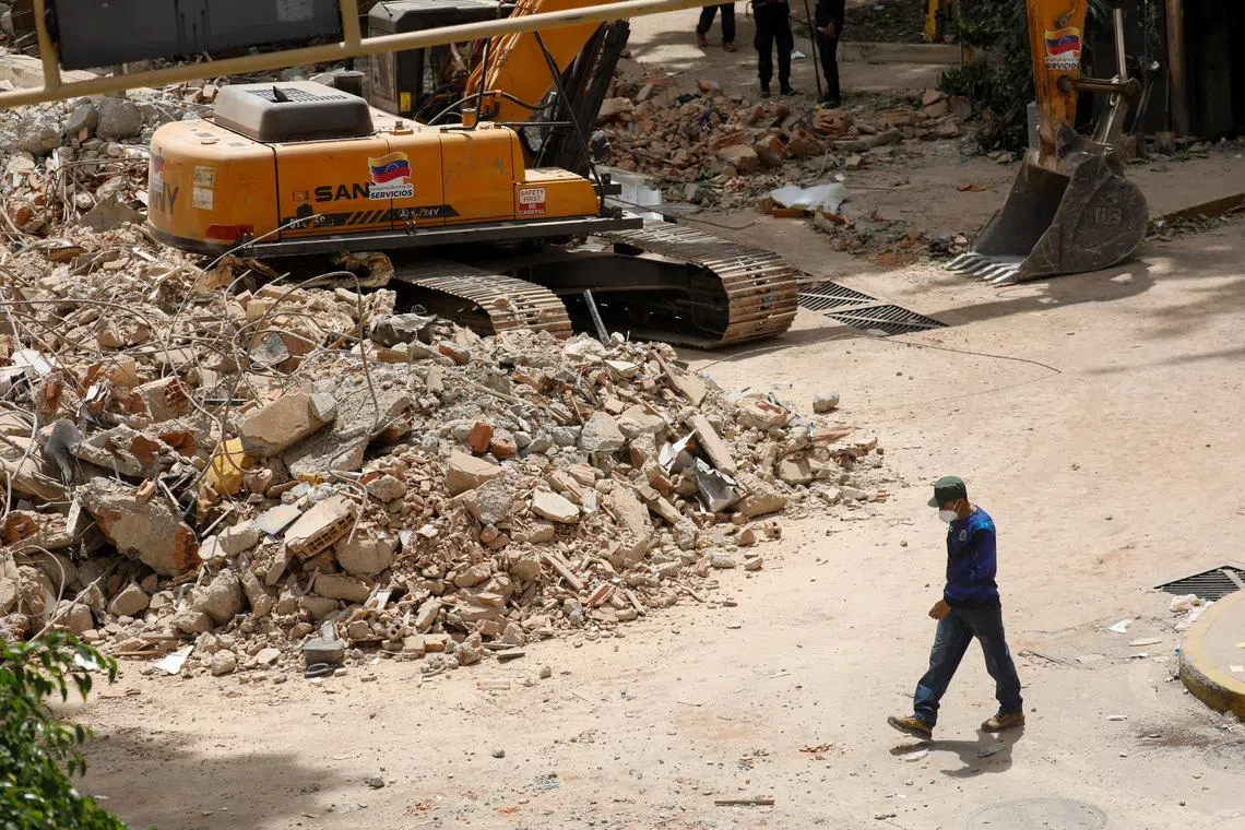International aid heads to Venezuela after deadly earthquake