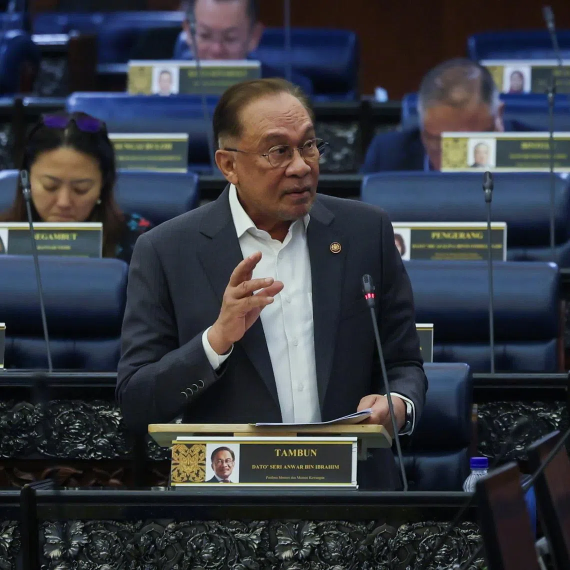 Malaysian Prime Minister Anwar Ibrahim stressed that both countries remain bound by agreements dating back to 1915.