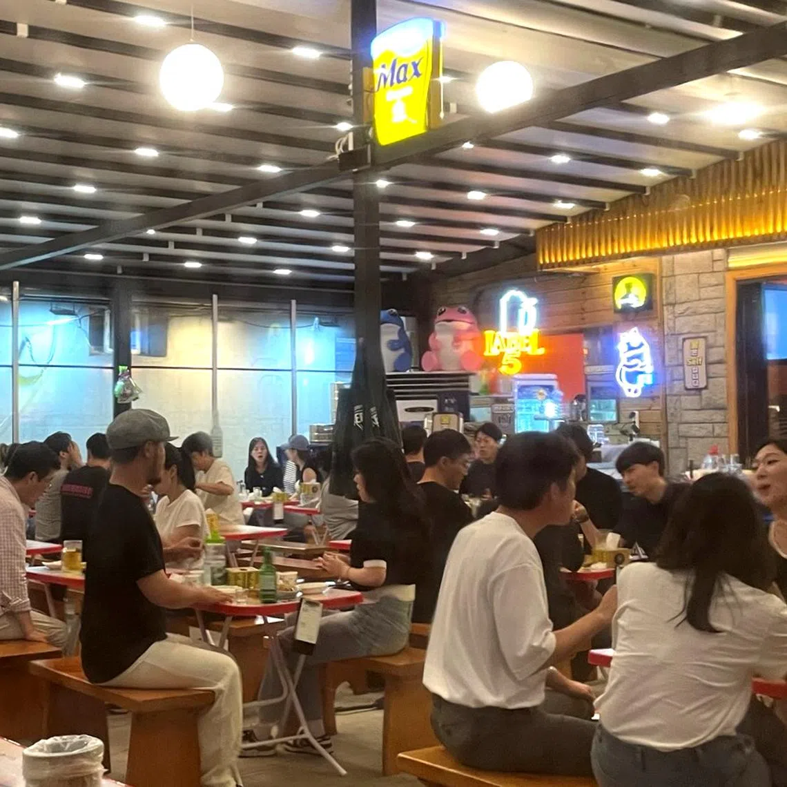 A South Korean man died from acute alcohol intoxication after attending consecutive company gatherings.