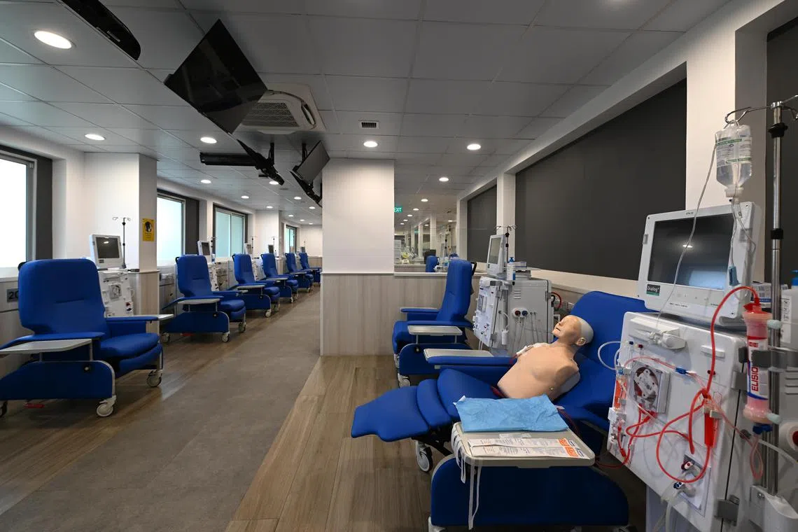 nznkf12/ ST20230312_202378710995/Ng Sor Luan/The NKF Dialysis Centre in Toa Payoh has been refurbished, with a $2.2 million gift from Toa Payoh Seu Teck Sean Tong (TPSTST). This is the oldest community-based dialysis centre in Singapore and The National Kidney Foundation (NKF), which was established 36 years ago in 1987. 