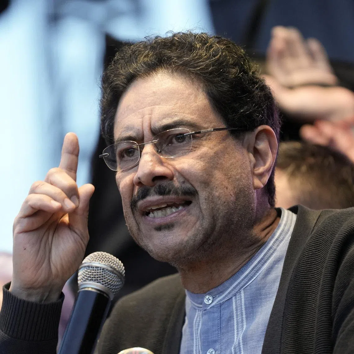 Presidential candidate of the Pacto Historico (Historic Pact) party Ivan Cepeda speaks during a campaign event in Ciudad Bolivar, Bogota, Colombia, March 21, 2026. REUTERS/Nathalia Angarita