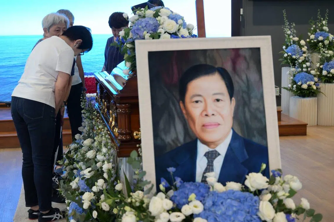 Mr Goh Cheng Liang's wake is held at the Garden of Remembrance, a Christian columbarium in Choa Chu Kang.
