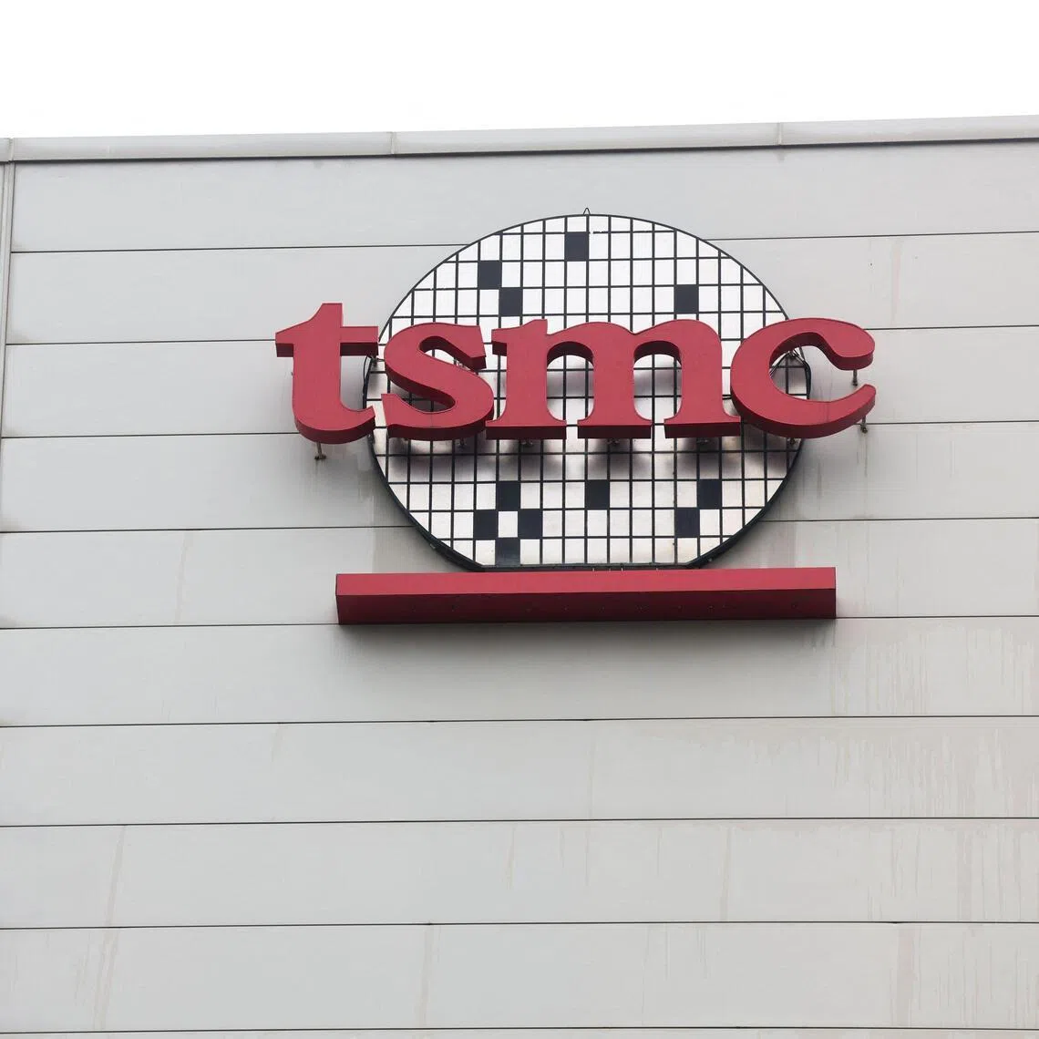 It is expected that Taiwan's chipmaker TSMC would commit to building more facilities in the US.