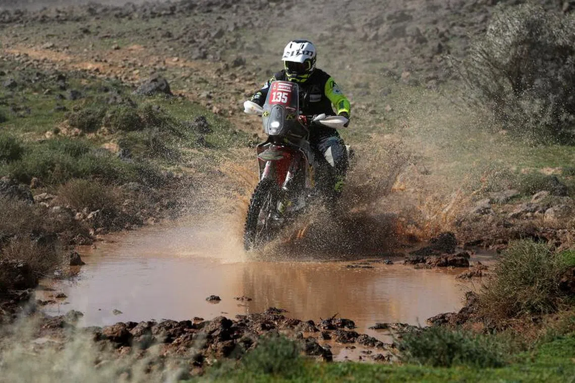 FILE PHOTO: Rallying - Dakar Rally - Stage 1 - Alula to Al Henakiyah - Saudi Arabia - January 6, 2024 Twintrail Racing Team's Carles Falcon in action during stage 1 REUTERS/Hamad I Mohammed/File Photo