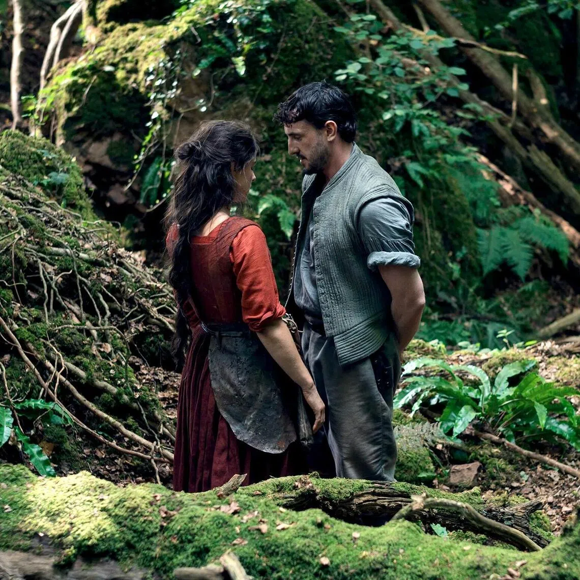 From left: Jessie Buckley stars as Agnes and Paul Mescal as William Shakespeare in director Chloe Zhao's Hamnet, screening at the Singapore International Film Festival 2025..