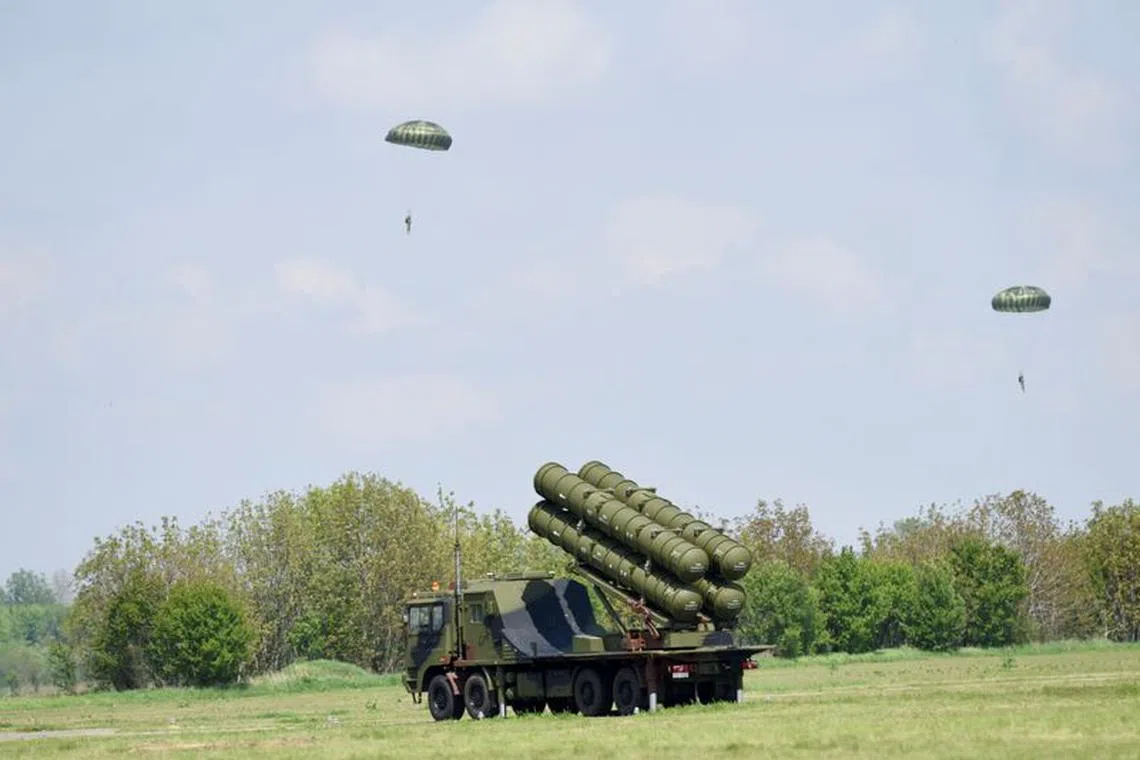 FILE PHOTO: Chinese medium-range missile system FK-3, the latest weapon received by the Serbian Army, is seen during a demonstration of Serbian Army's air defence capabilities, \"Shield 2022\", at the military airport \"Colonel-pilot Milenko Pavlovic\" in Batajnica, near Belgrade, Serbia, April 30, 2022. REUTERS/Zorana Jevtic/File Photo