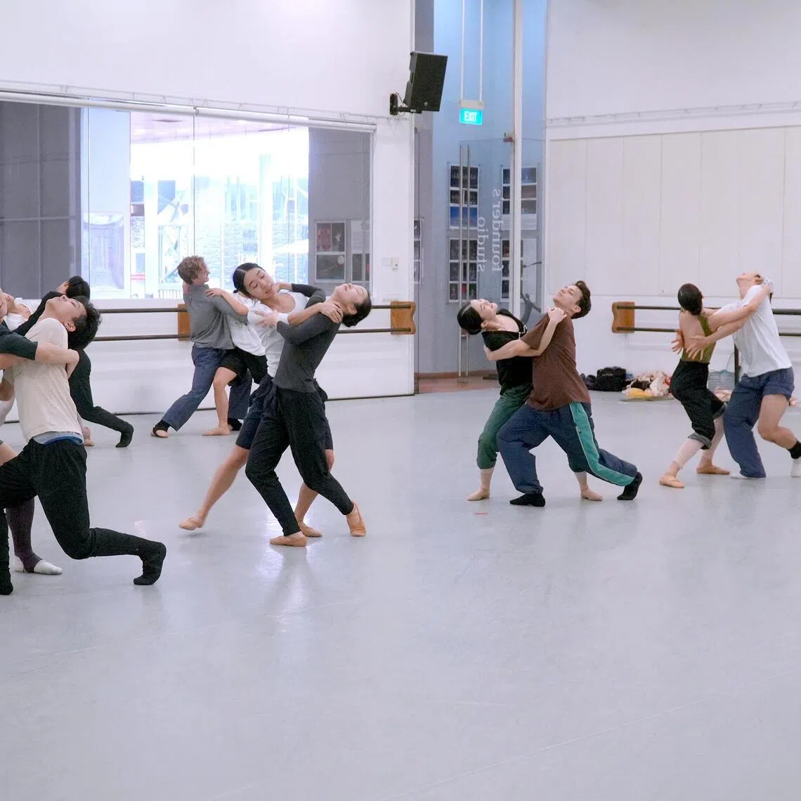 sfpicks30 - Christina Chan's Meeting Point.
Credit and copyright: Singapore Ballet