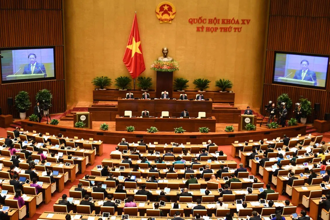 Vietnam's National Assembly voted to dismiss DPMs Vu Duc Dam and Pham Binh Minh from office.