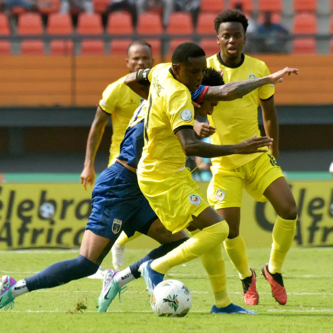 FILE PHOTO: Soccer Football - Africa Cup of Nations - Group B - Cape Verde v Mozambique - Felix Houphouet Boigny Stadium, Abidjan, Ivory Coast - January 19, 2024  Mozambique's Dominguez in action   REUTERS/Stringer/File Photo