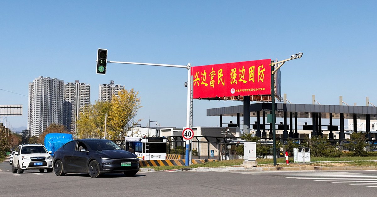 New Yalu River Bridge officially opens after decade-long delay