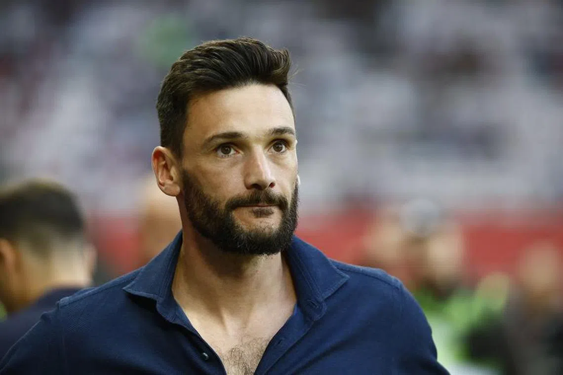 FILE PHOTO: Soccer Football - Ligue 1 - OGC Nice v Olympique Lyonnais - Allianz Riviera, Nice, France - June 3, 2023  Former OGC Nice player Hugo Lloris before the match REUTERS/Eric Gaillard/File Photo