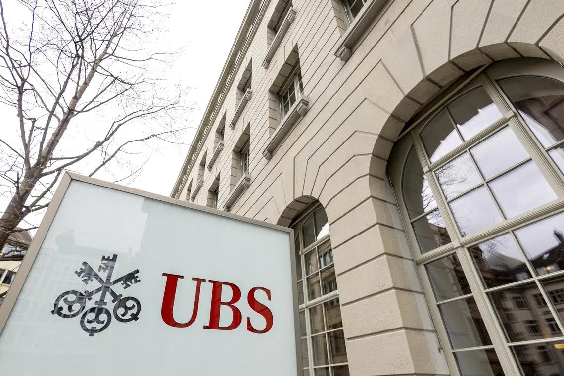 FILE PHOTO: A logo of Swiss bank UBS is seen in Zurich, Switzerland March 29, 2023. REUTERS/Denis Balibouse/File Photo