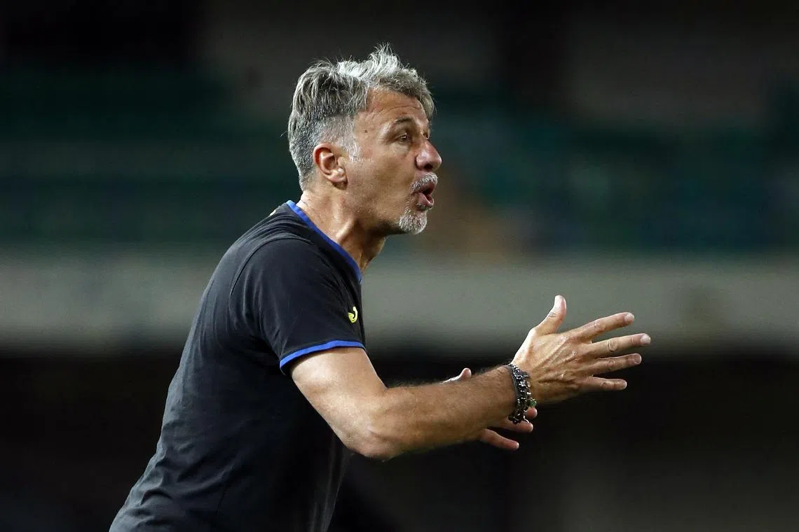 FILE PHOTO: Soccer Football - Serie A - Hellas Verona v Inter Milan - Stadio Marc'Antonio Bentegodi, Verona, Italy - May 26, 2024 Hellas Verona coach Marco Baroni reacts REUTERS/Alessandro Garofalo