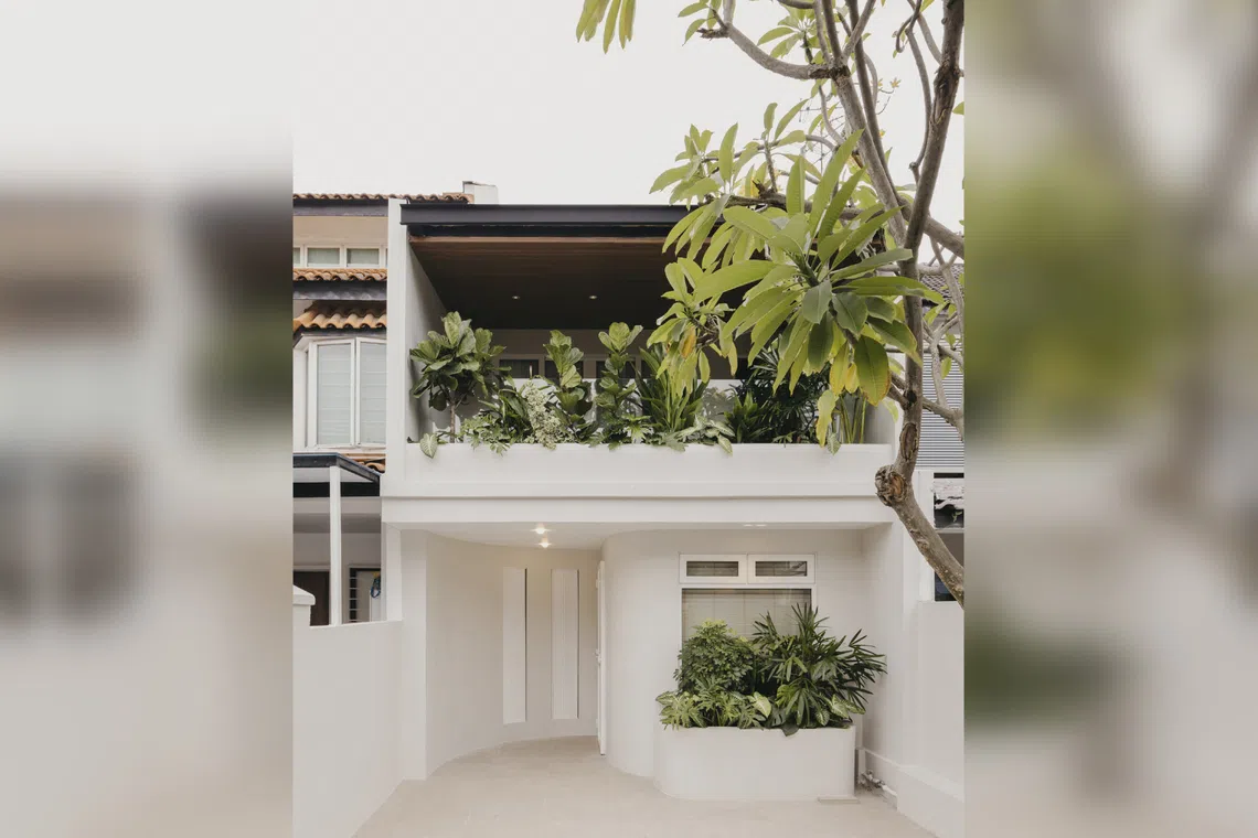 The front door is set at an angle for the residents’ privacy.
