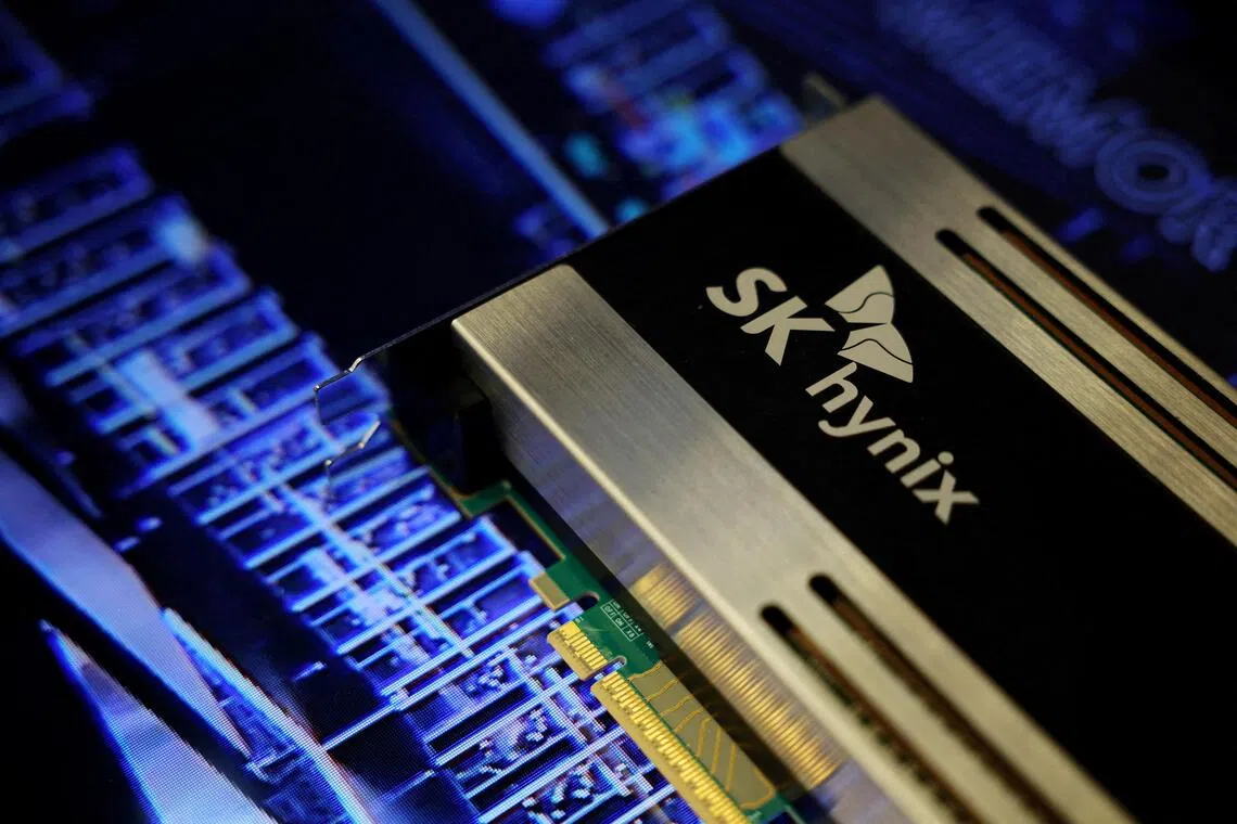 SK Hynix says it had not made a decision about a deal with Intel.