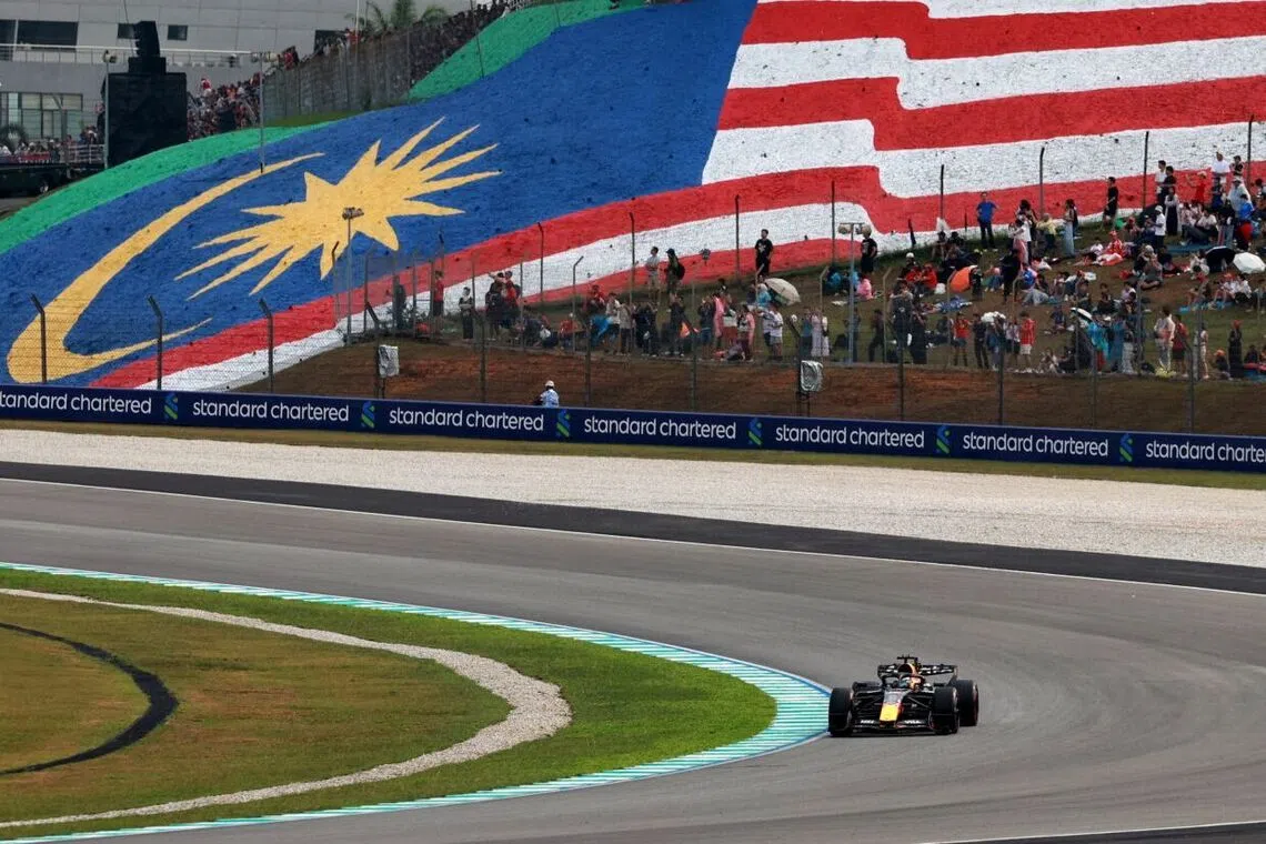 The race attracted about 261,000 spectators over the weekend, including about 103,000 on race day.