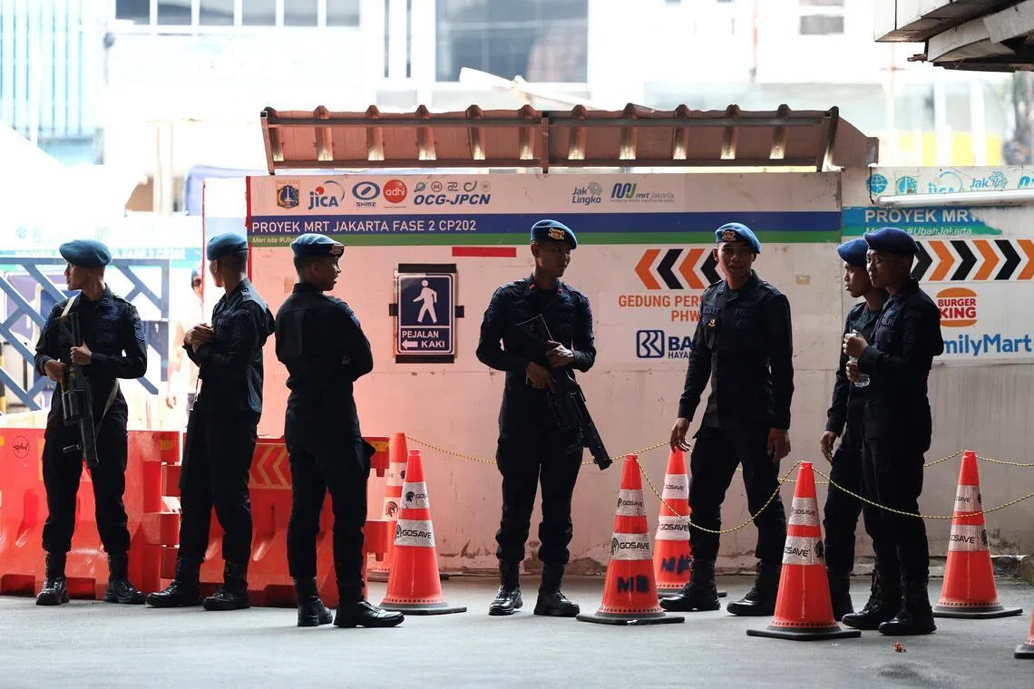 Under the new law, serving police officers do not have to resign before they are appointed to other state institutions or ministries outside the National Police.
