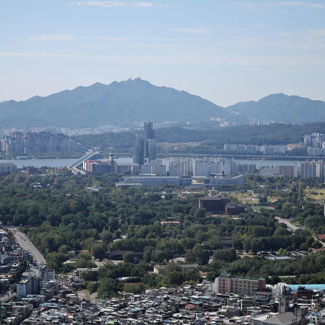 With 16,000 people per square km, Seoul is more densely packed than London, New York or Tokyo, putting a strain on both housing and greenery.