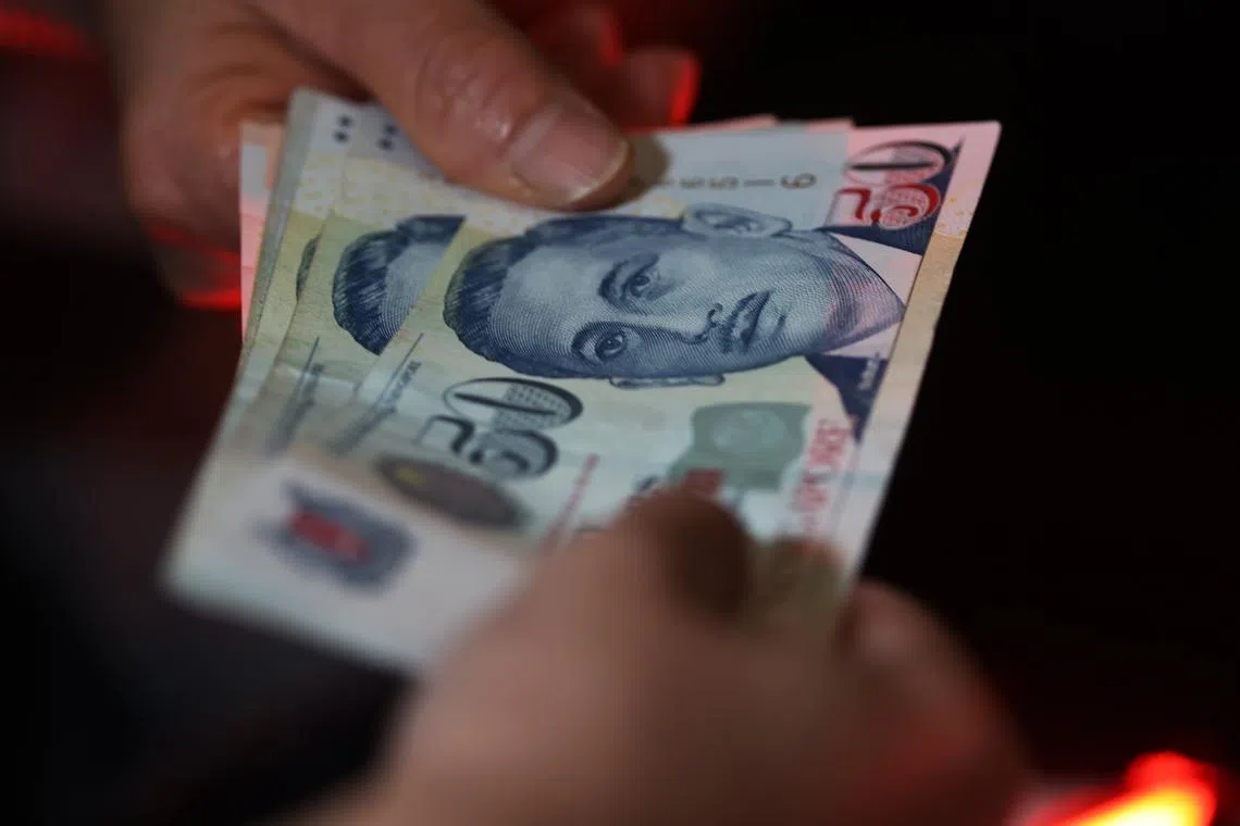 When contacted, the driver said he had not scammed anyone, and added that he has made plans to repay those affected.