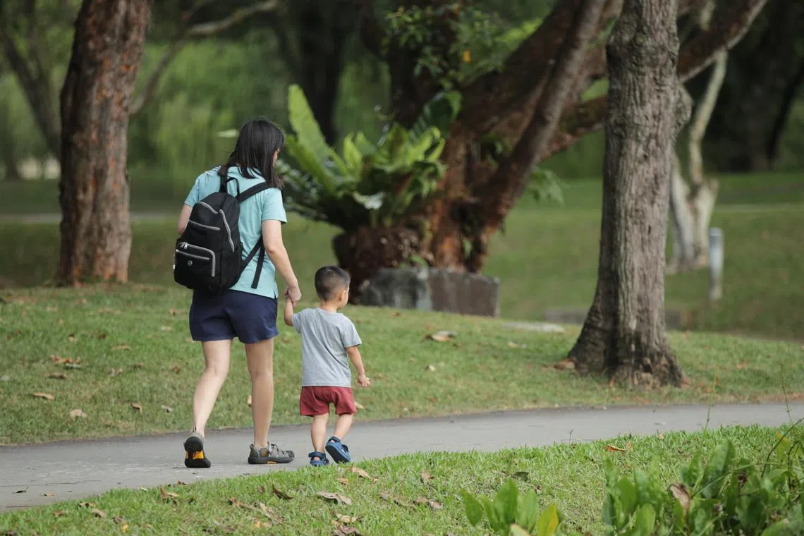 According to American psychoanalyst Erik Erikson’s stages of development, a person’s sense of autonomy develops during the toddler years.
