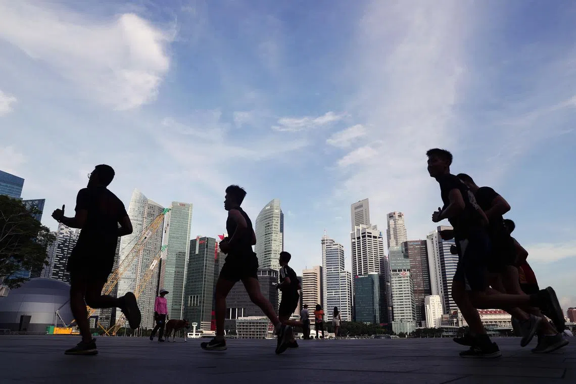 Short-term injuries are more common in runners than walkers, but easing into walking first allows the body to adapt and reduces the risk of getting hurt.