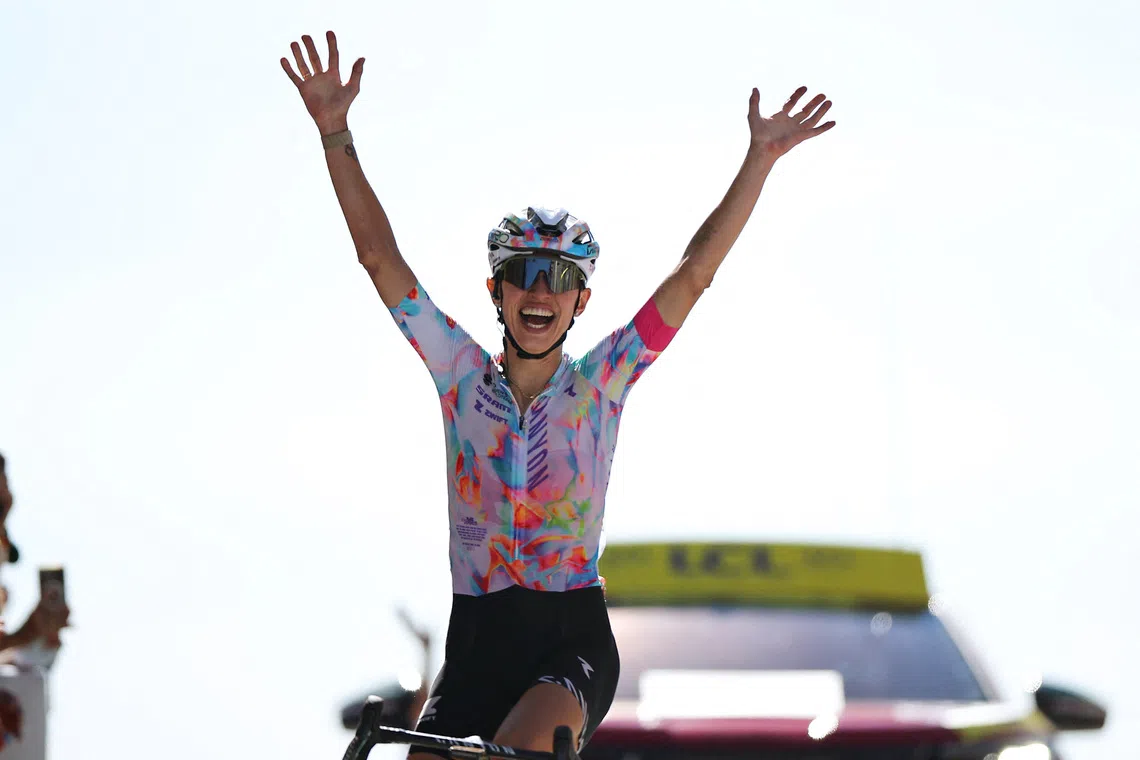 Katarzyna Niewiadoma-Phinney conquers Mont Ventoux to snatch Tour de France Femmes lead