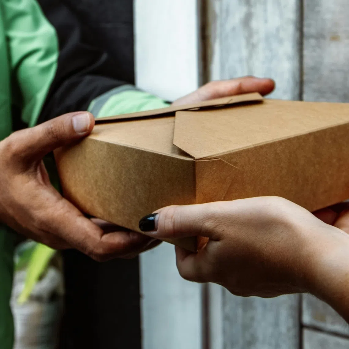 Dawn delivery allows orders placed at night to arrive before sunrise and is especially popular with dual-income households.